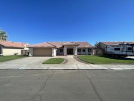 featured image of 7806 E Topeka Pl