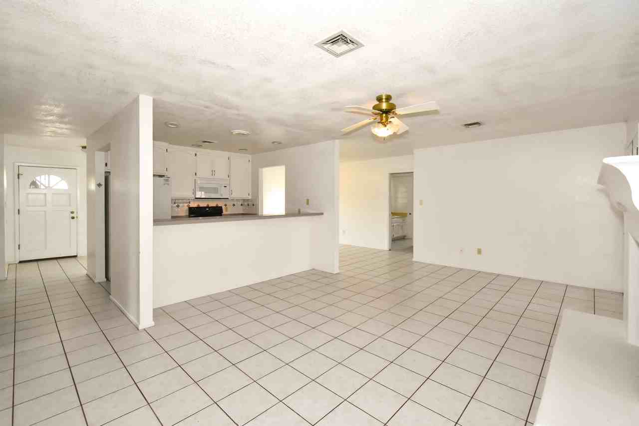 3477 E Cuadrilla Ln - Photo 3 of 10