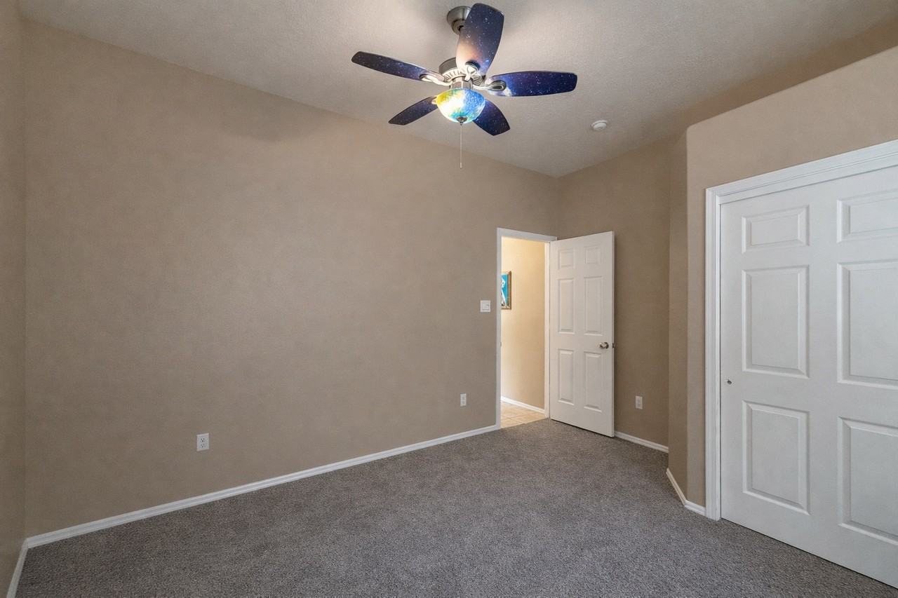 10745 E 38th Ln - Photo 3 of 32