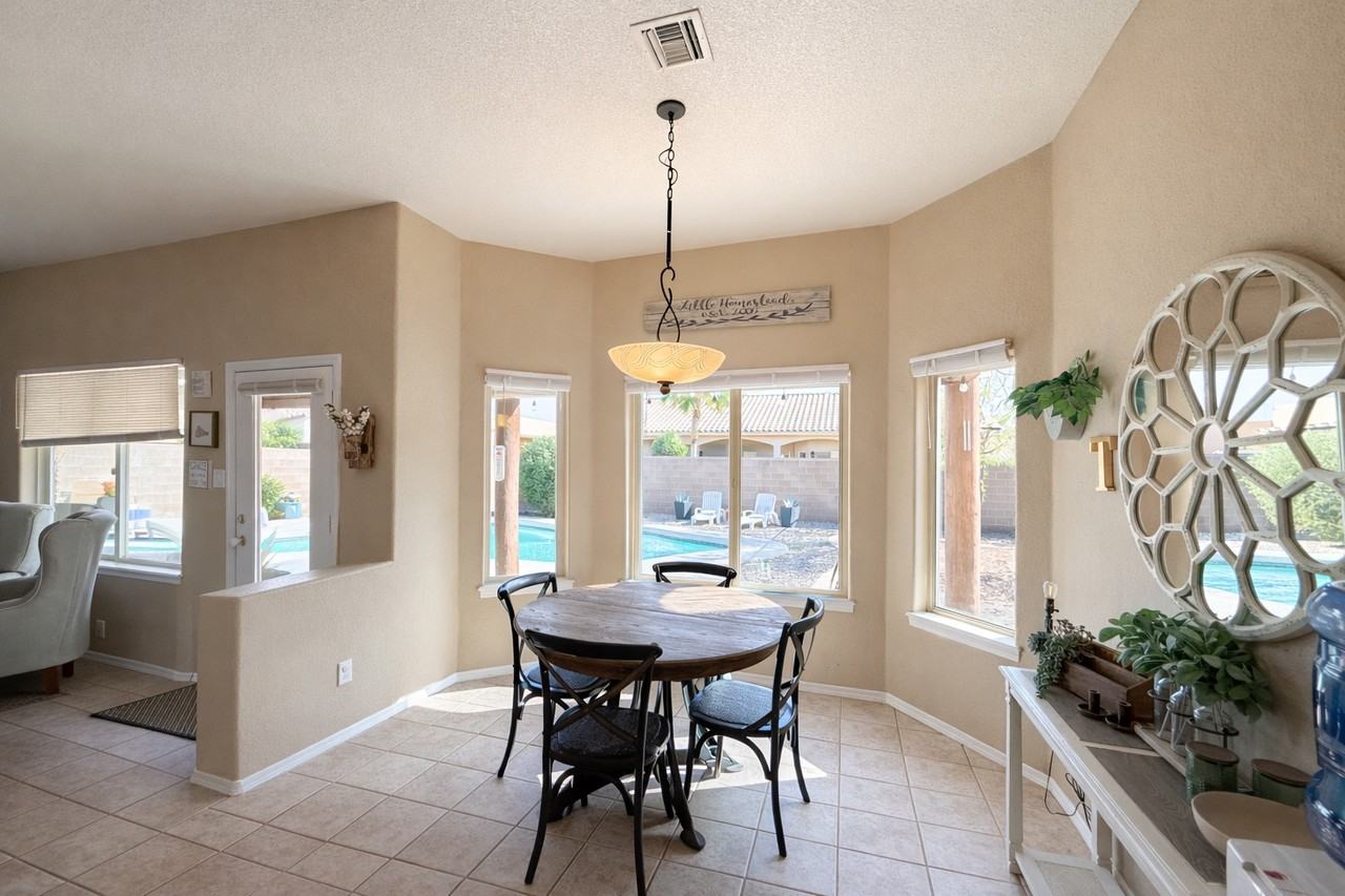 10745 E 38th Ln - Photo 4 of 32