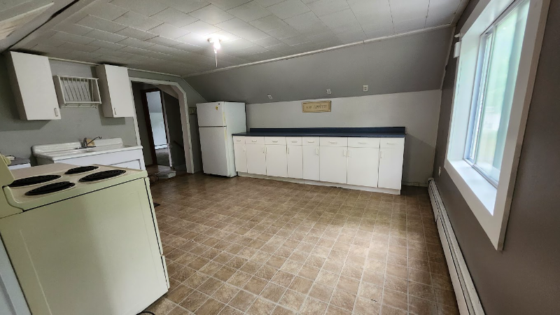 37 County Rd - Photo 4 of 35