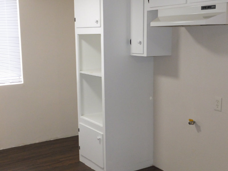 6890 N Paramount Blvd #12 - Photo 4 of 17