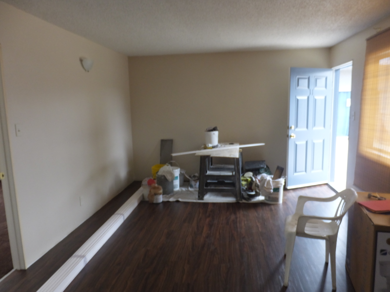 6890 N Paramount Blvd #12 - Photo 7 of 17