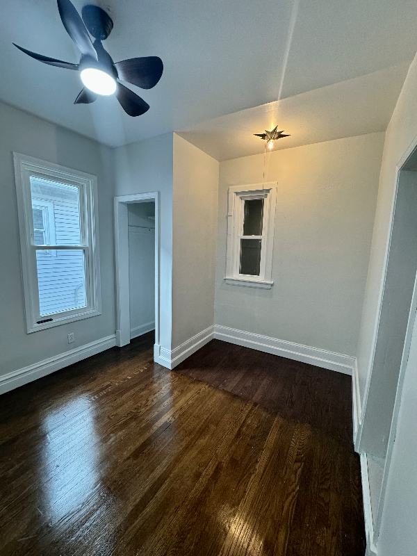 1832 W Greenleaf Ave - Photo 7 of 13