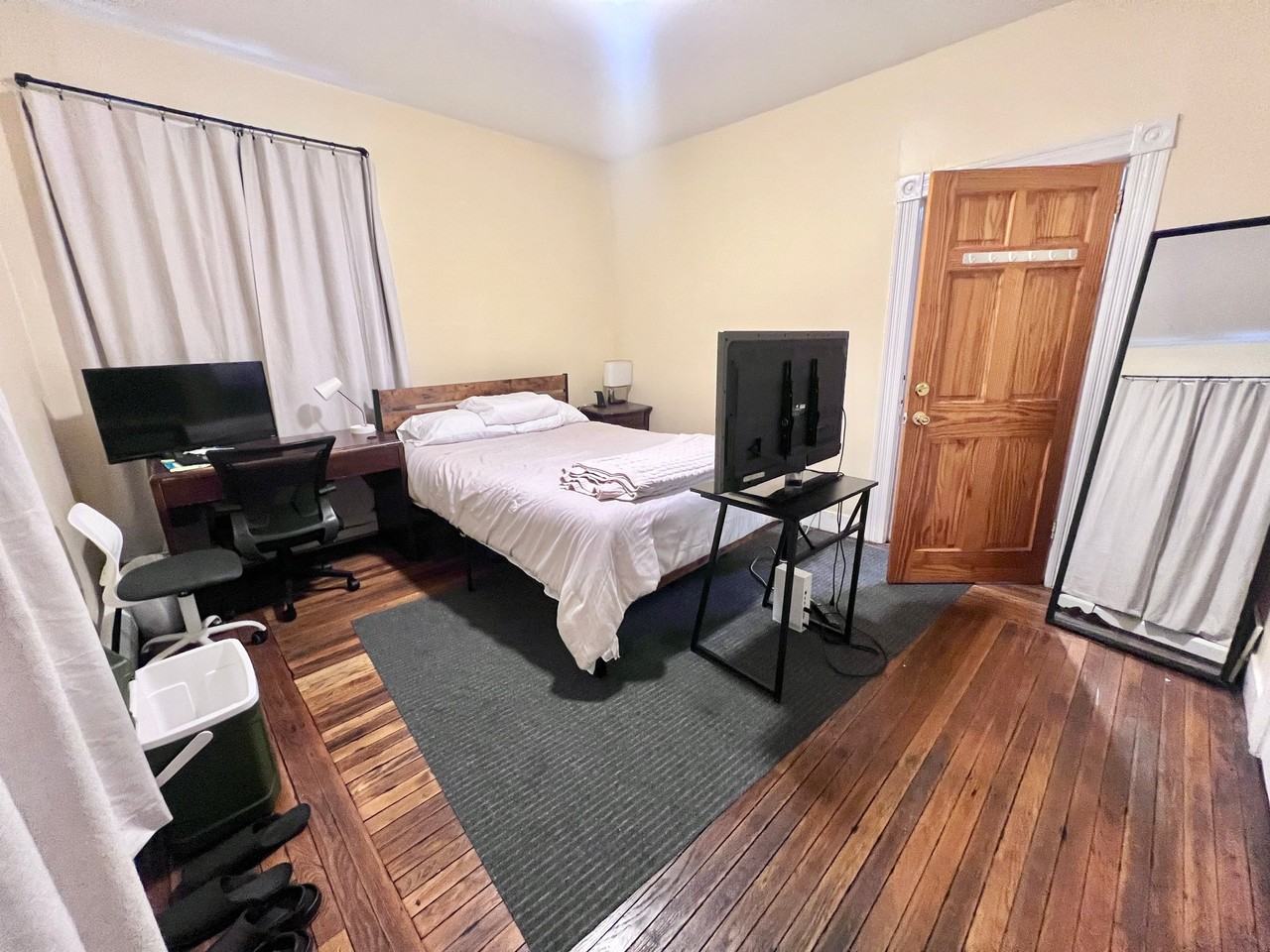 206 California Ave #204C1
