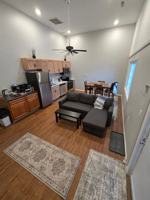 featured image of 215 N Harrisburg Ave #9