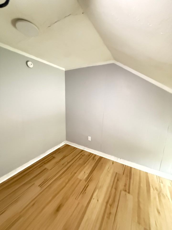 51 Grove St #55 - Photo 4 of 7