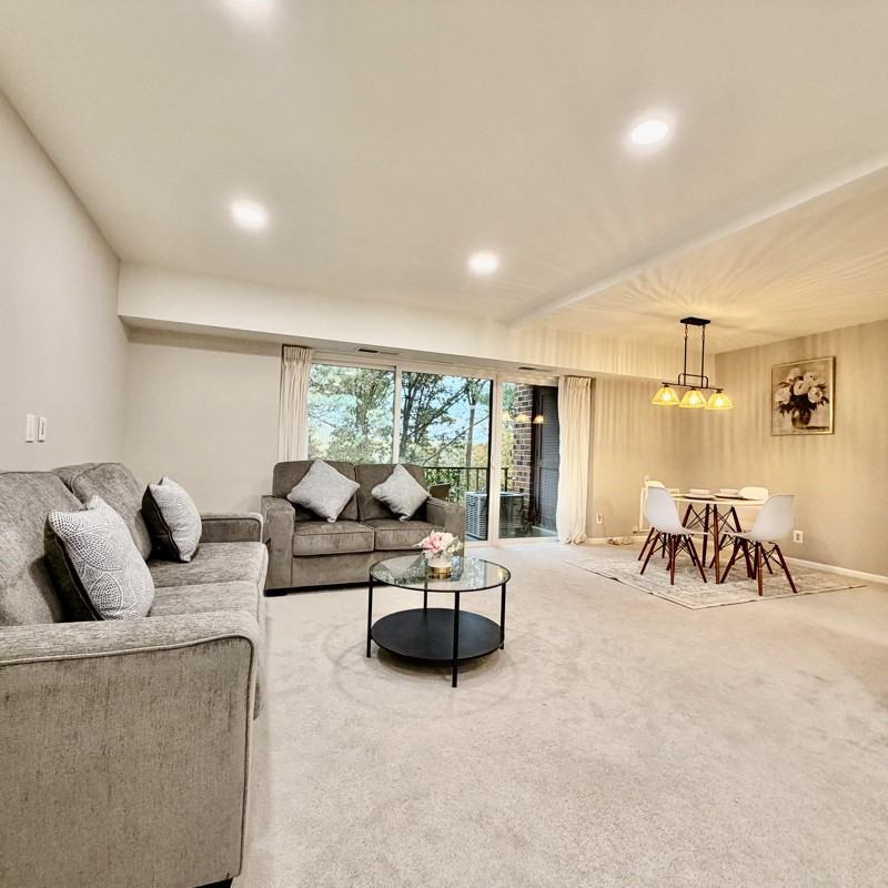 4404 Island Pl #201 - Photo 6 of 13