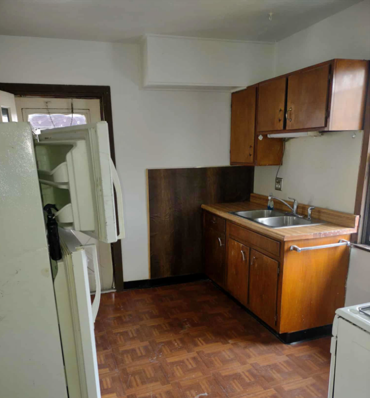 500 Center Ave #2 - Photo 4 of 5