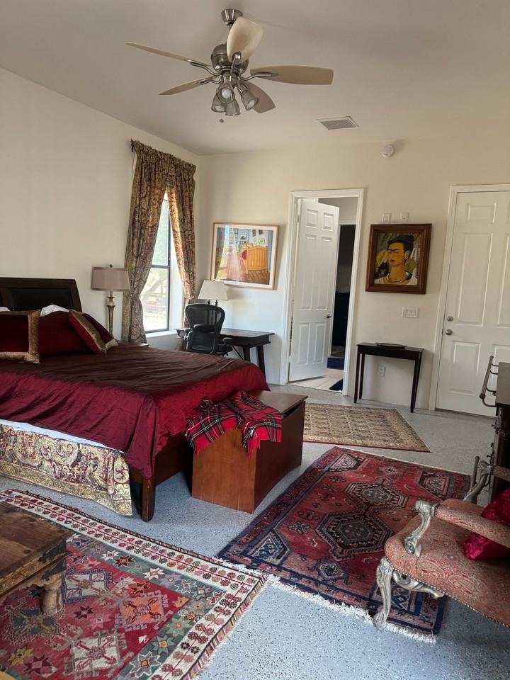 15935 Mary Cir - Photo 2 of 20