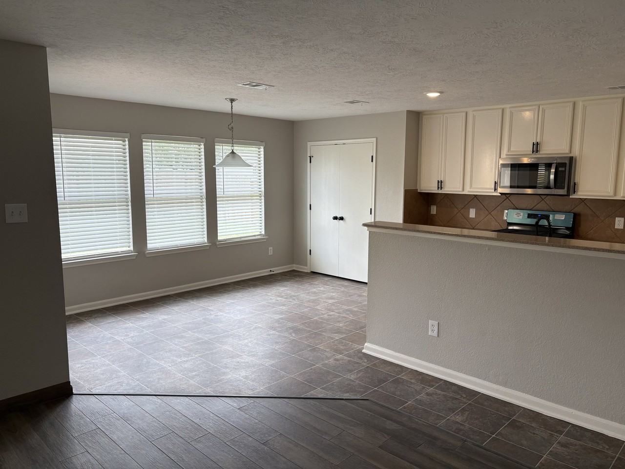 11606 Alpine Vale Ct - Photo 3 of 20