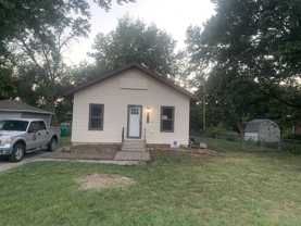 1025 N 45th St - Photo 1 of 1