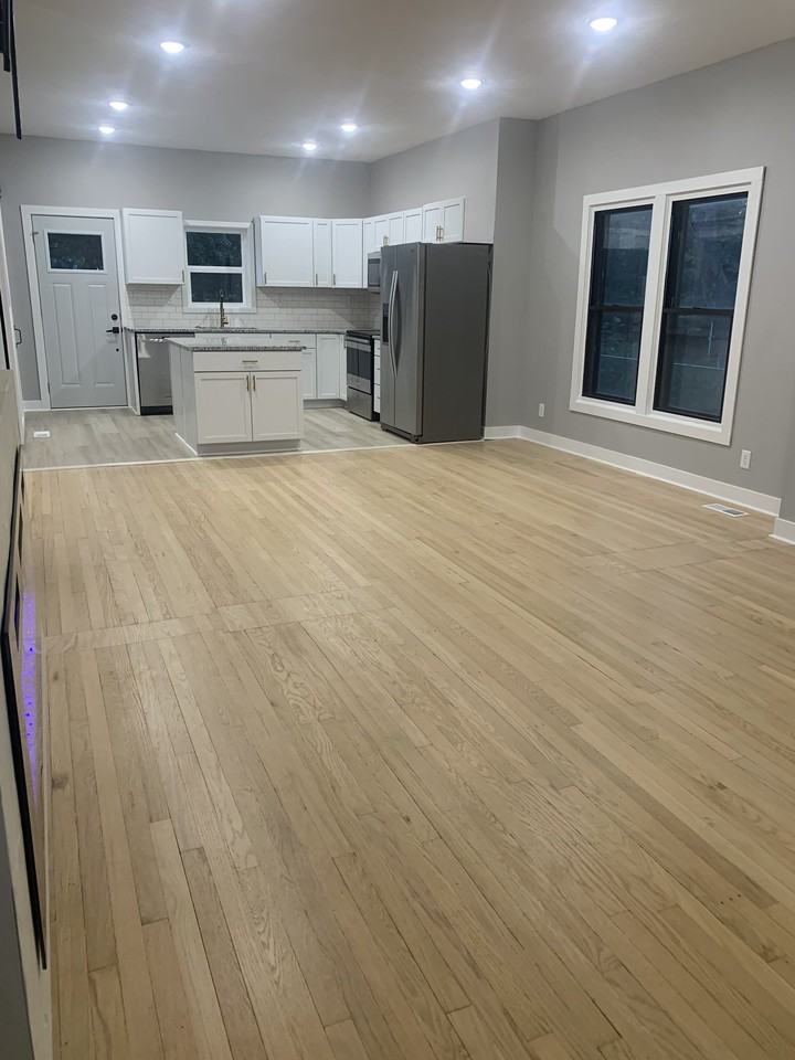 1025 N 45th St - Photo 3 of 18