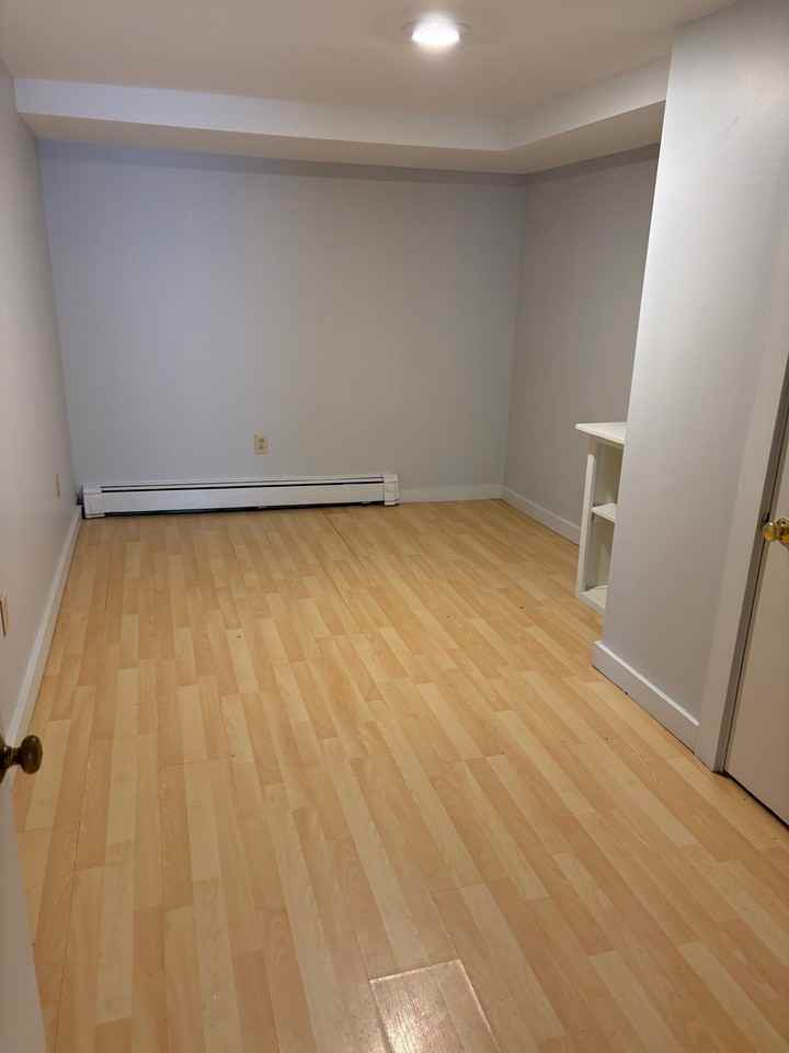 23 Spring St #9 - Photo 4 of 4