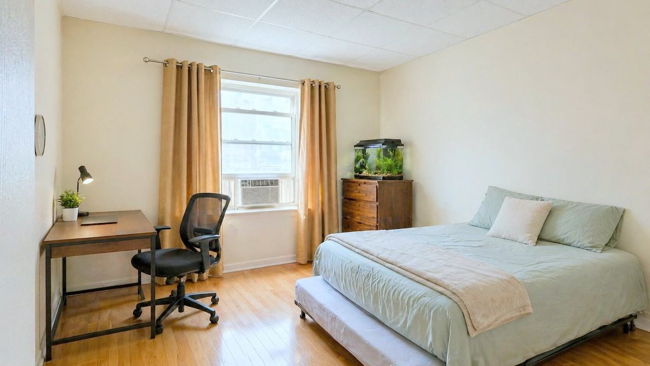 61 Broadway #1 - Photo 5 of 5