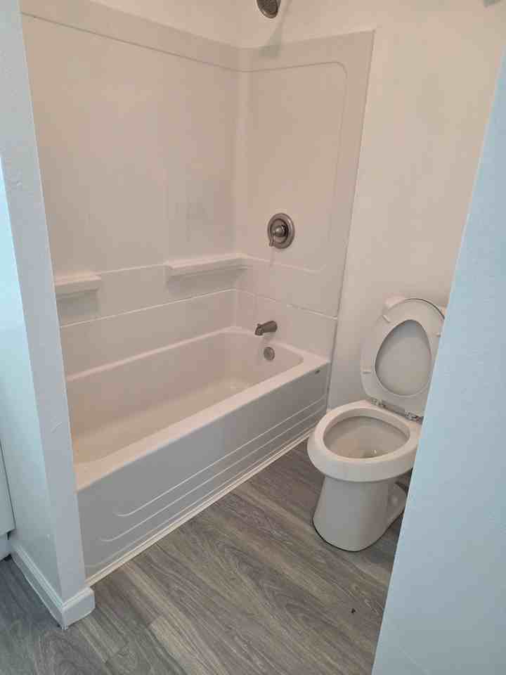 1844 Line Ave #1 - Photo 4 of 11