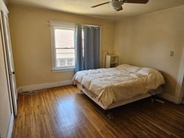 featured image of 1424 W 37th Dr #3