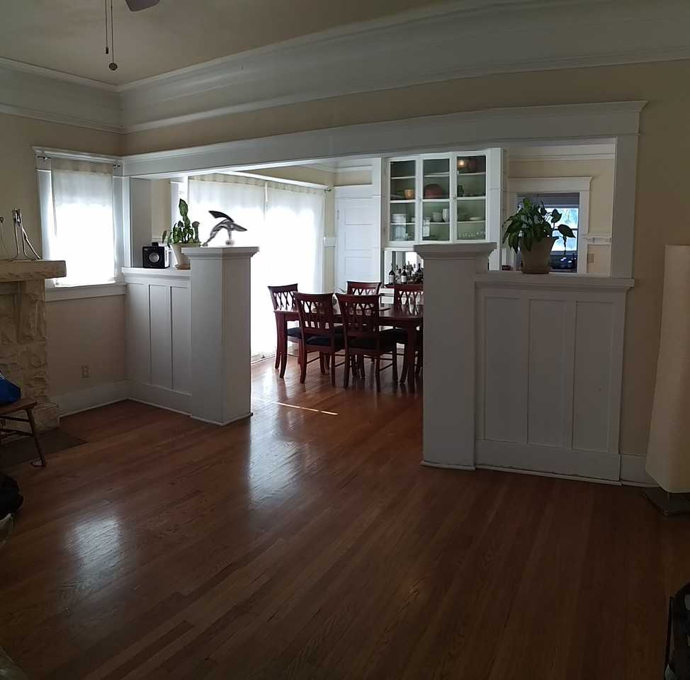 1424 W 37th Dr #3 - Photo 3 of 5