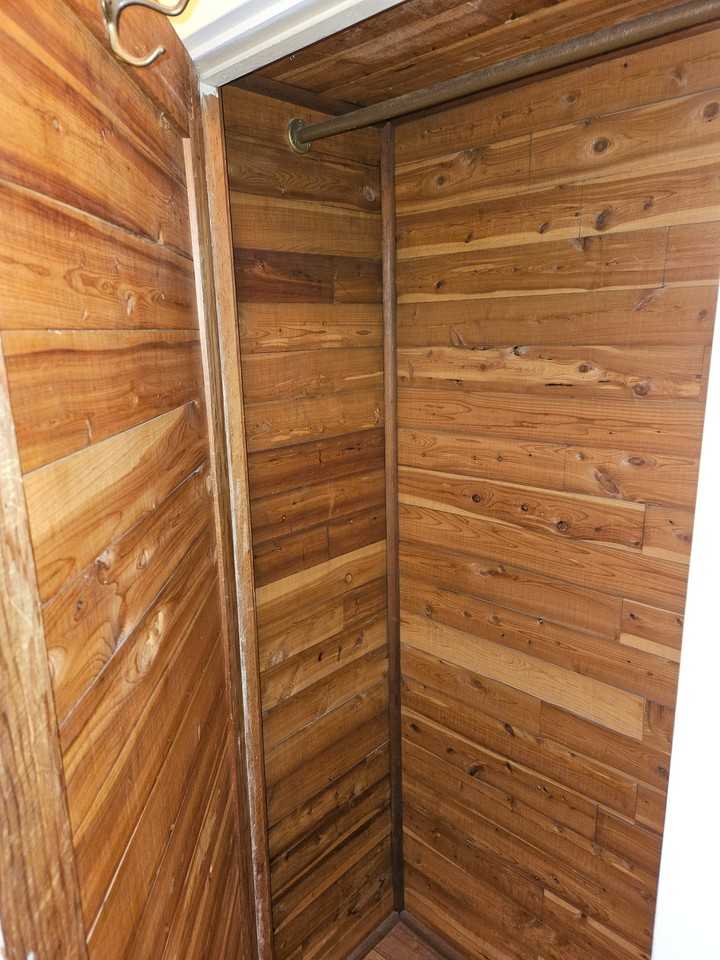 1424 W 37th Dr #3 - Photo 4 of 5