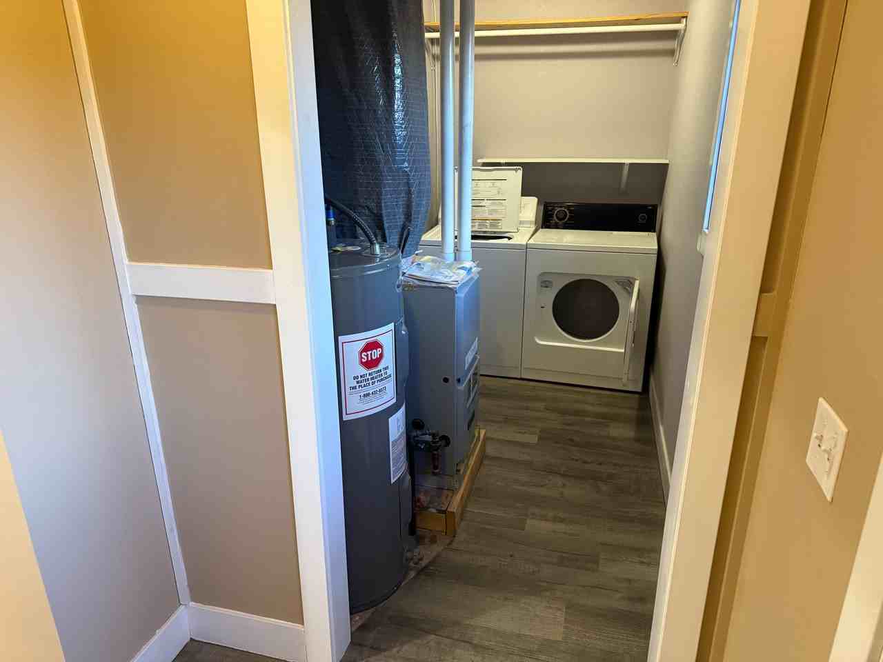 337 N 2nd St - Photo 6 of 14