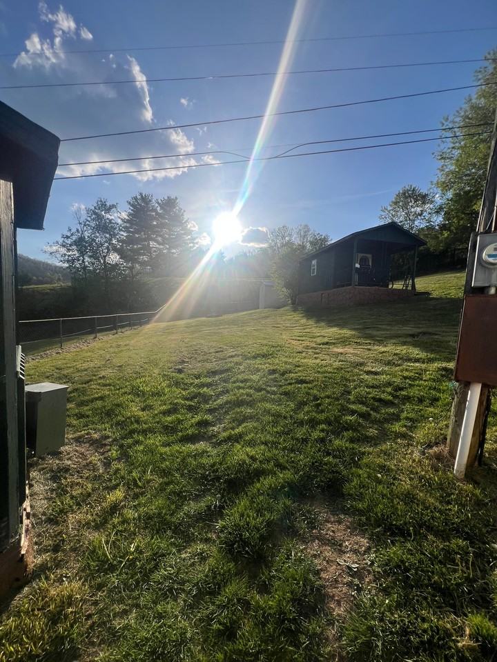 3391 Bandy Rd - Photo 2 of 8