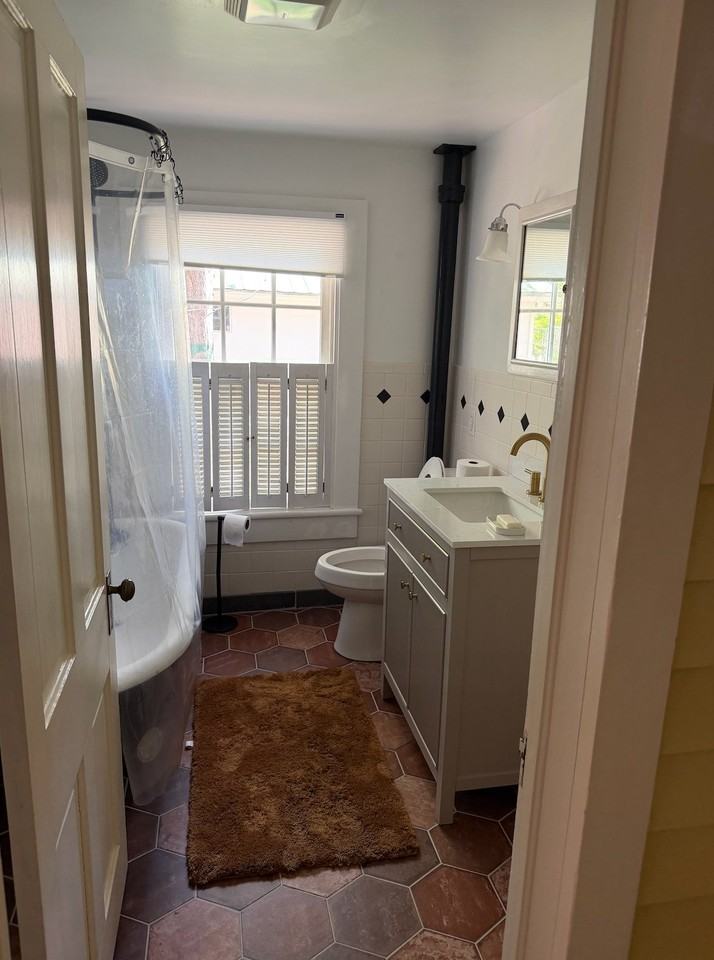 5886 Poor Mountain Rd - Photo 2 of 20