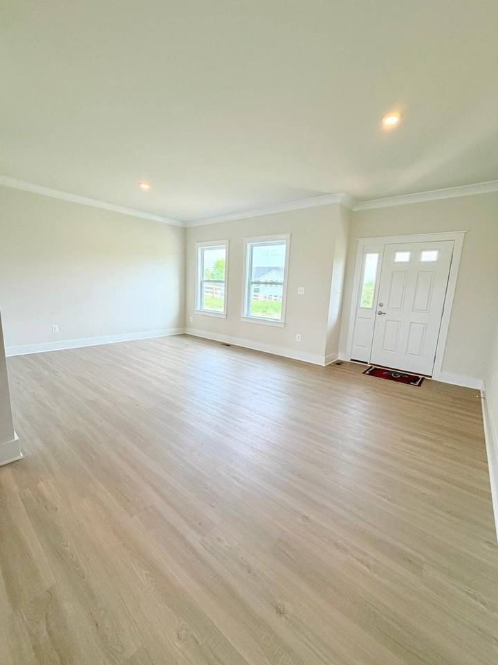 9080 Piney Mountain Rd - Photo 4 of 19