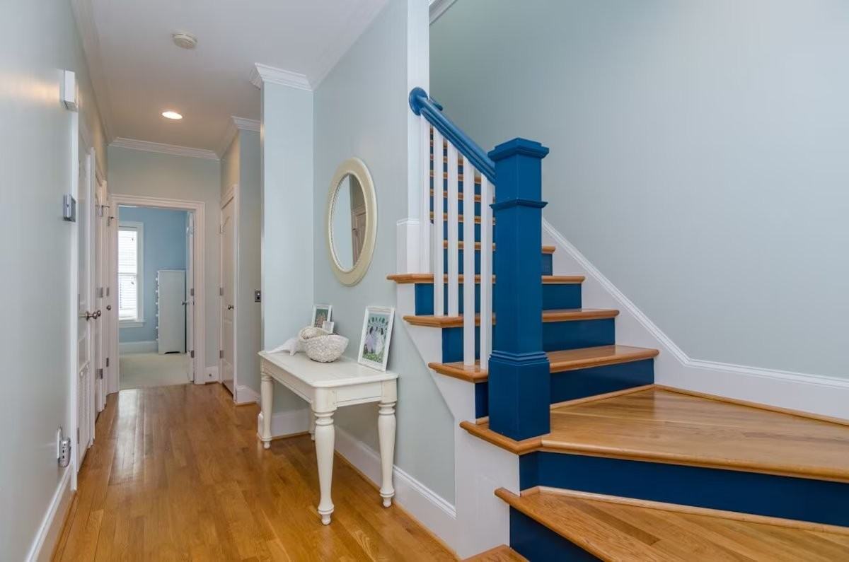 14A Greensboro St E - Photo 5 of 16