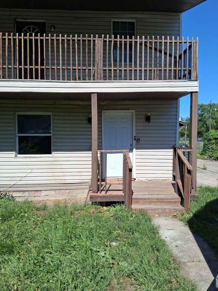 3645 Mccasland Ave - Photo 3 of 20