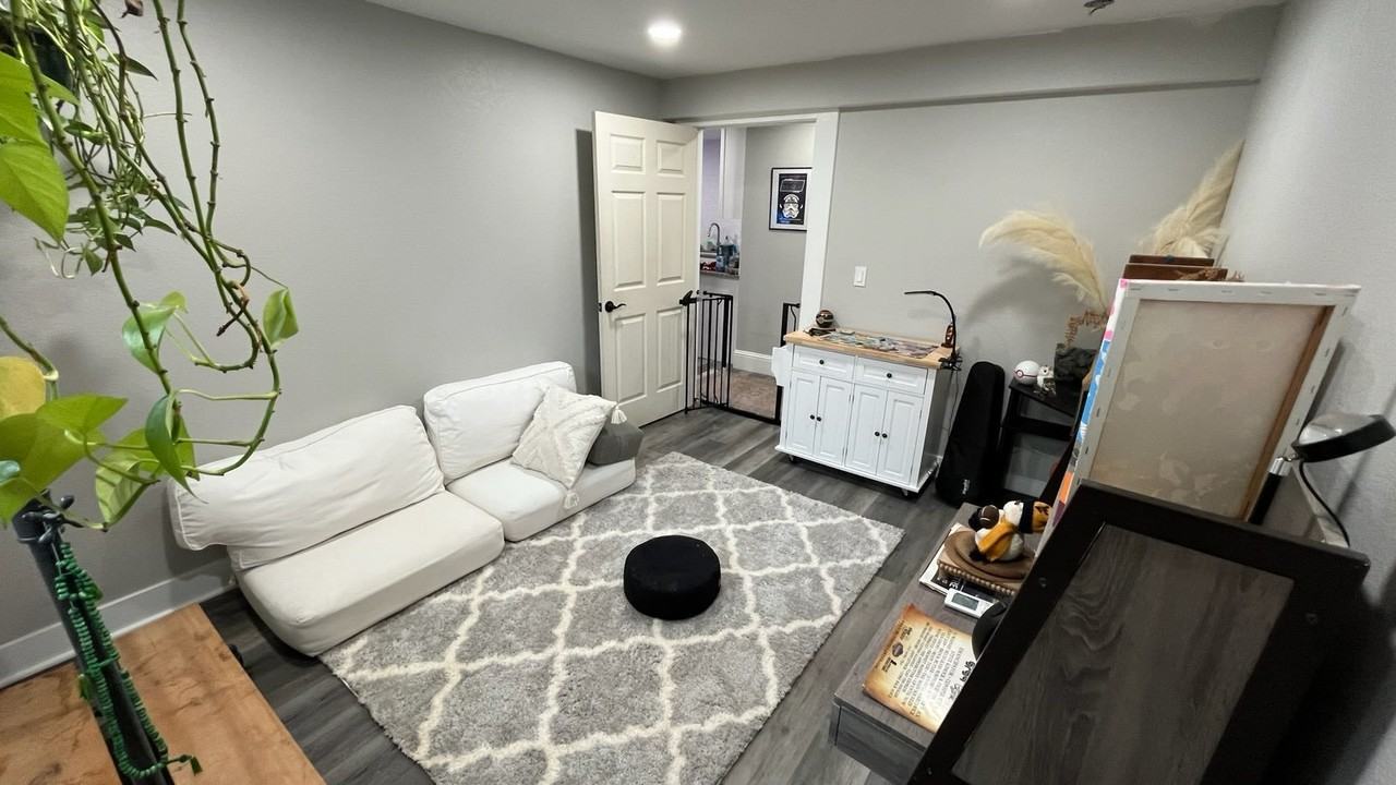 7100 Avrum Dr - Photo 3 of 4