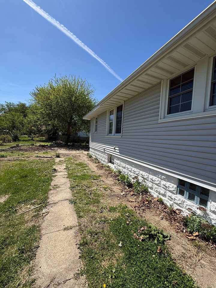 1237 E Johns Ave - Photo 5 of 20