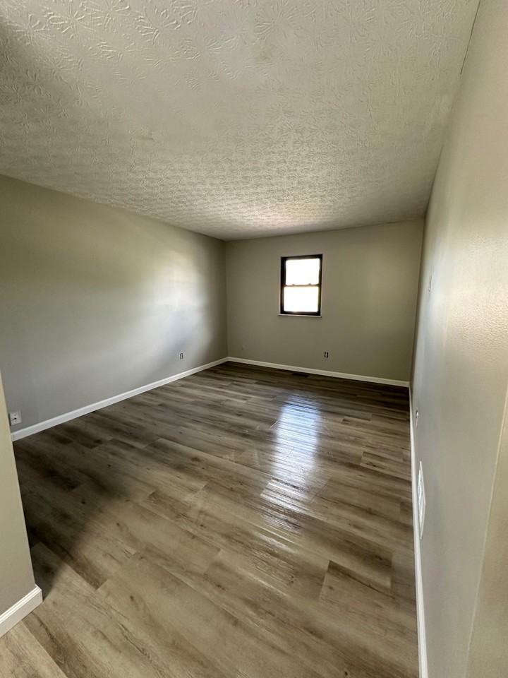 1827 Watertower Dr #1827 - Photo 5 of 13