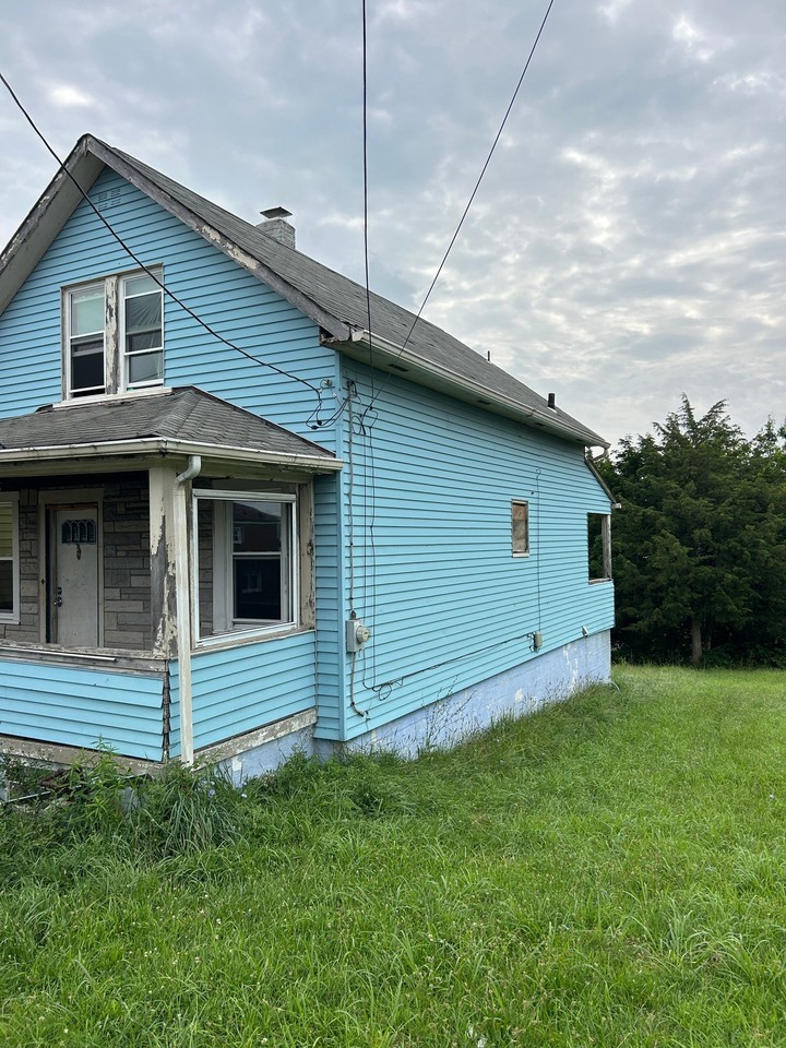 951 High St - Photo 2 of 14