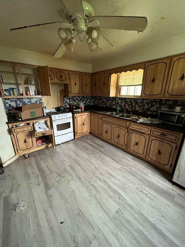 951 High St - Photo 6 of 14