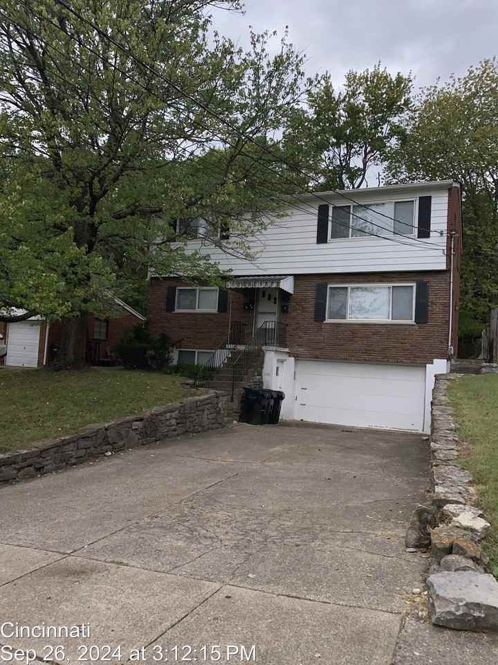 4947 Charlemar Dr #2