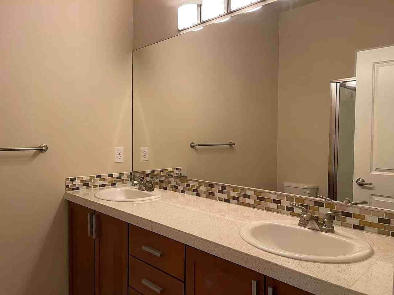 2105 Nw Talus Dr - Photo 6 of 12