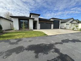 featured image of 1975 W Pond Stone St