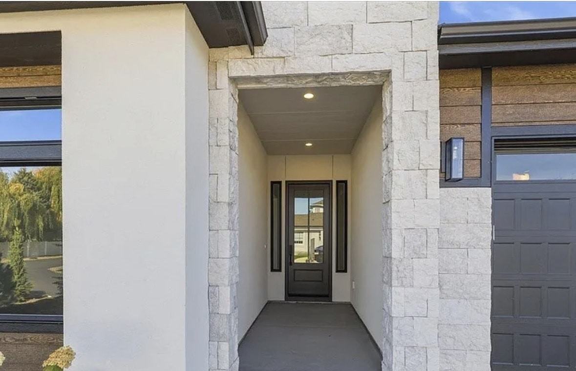 1975 W Pond Stone St - Photo 2 of 25