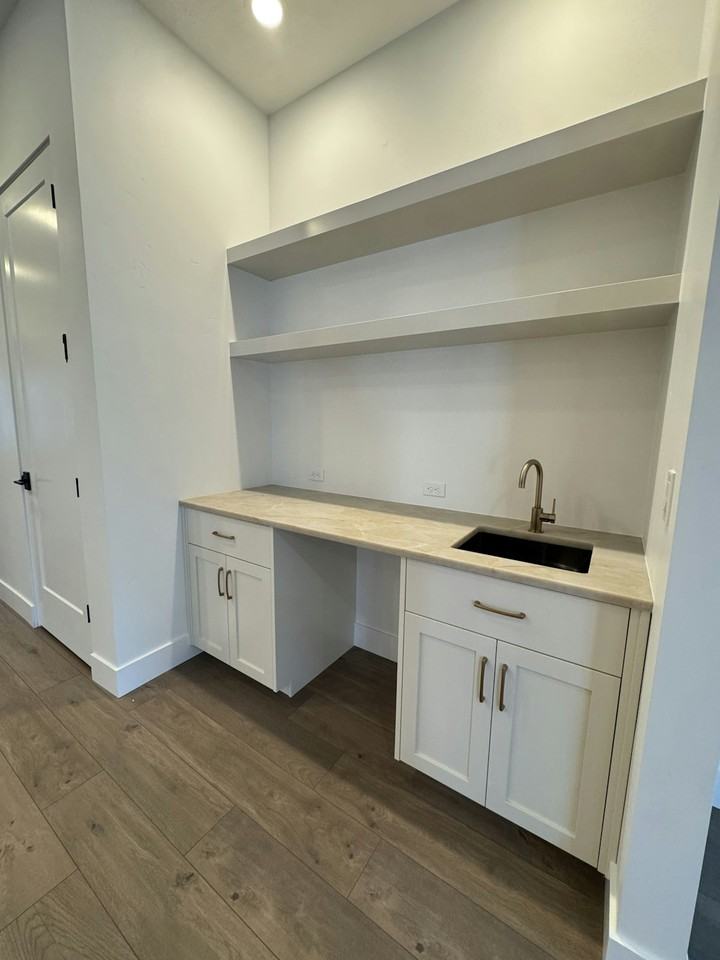 1975 W Pond Stone St - Photo 7 of 25