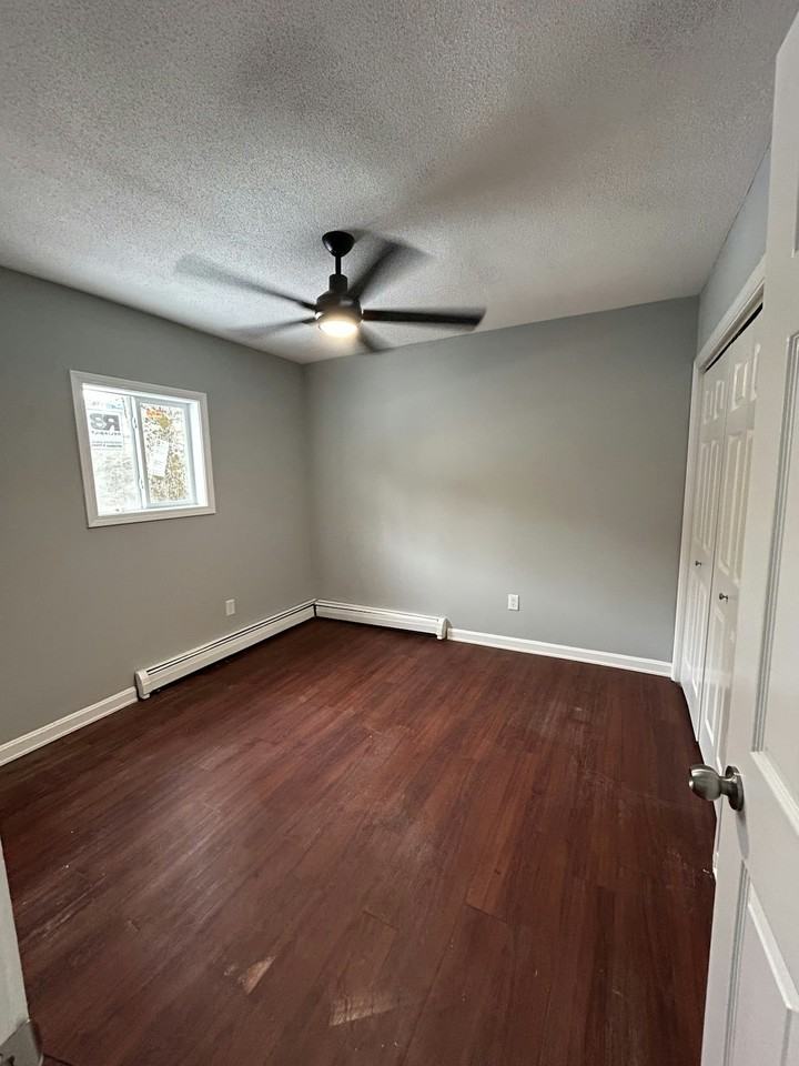 11 RiverBend Dr, Unit 22-2 - Photo 6 of 6