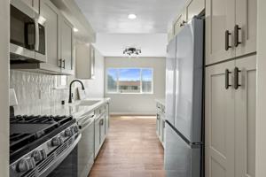 featured image of 2508 Aviation Blvd