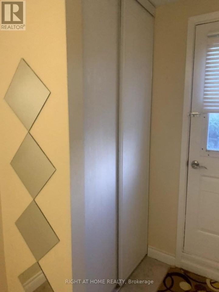 20 Hainford St - Photo 4 of 24