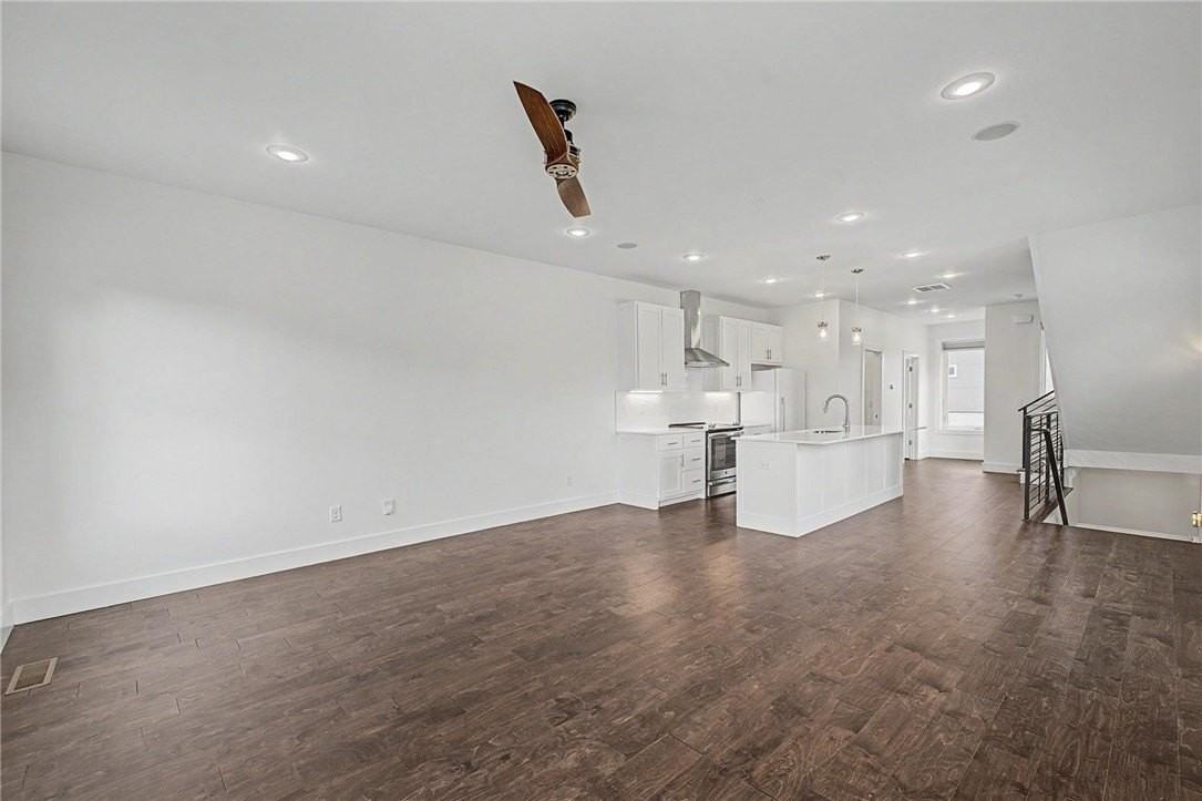 644 Sw B St - Photo 6 of 30