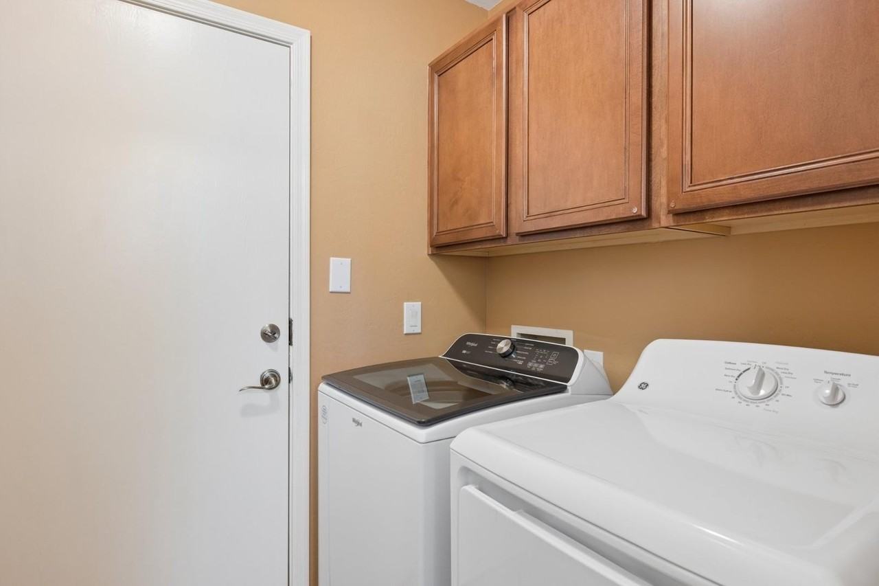 1319 S Sabino Dr - Photo 7 of 43