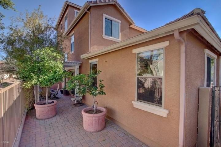 1674 E Joseph Way - Photo 3 of 37