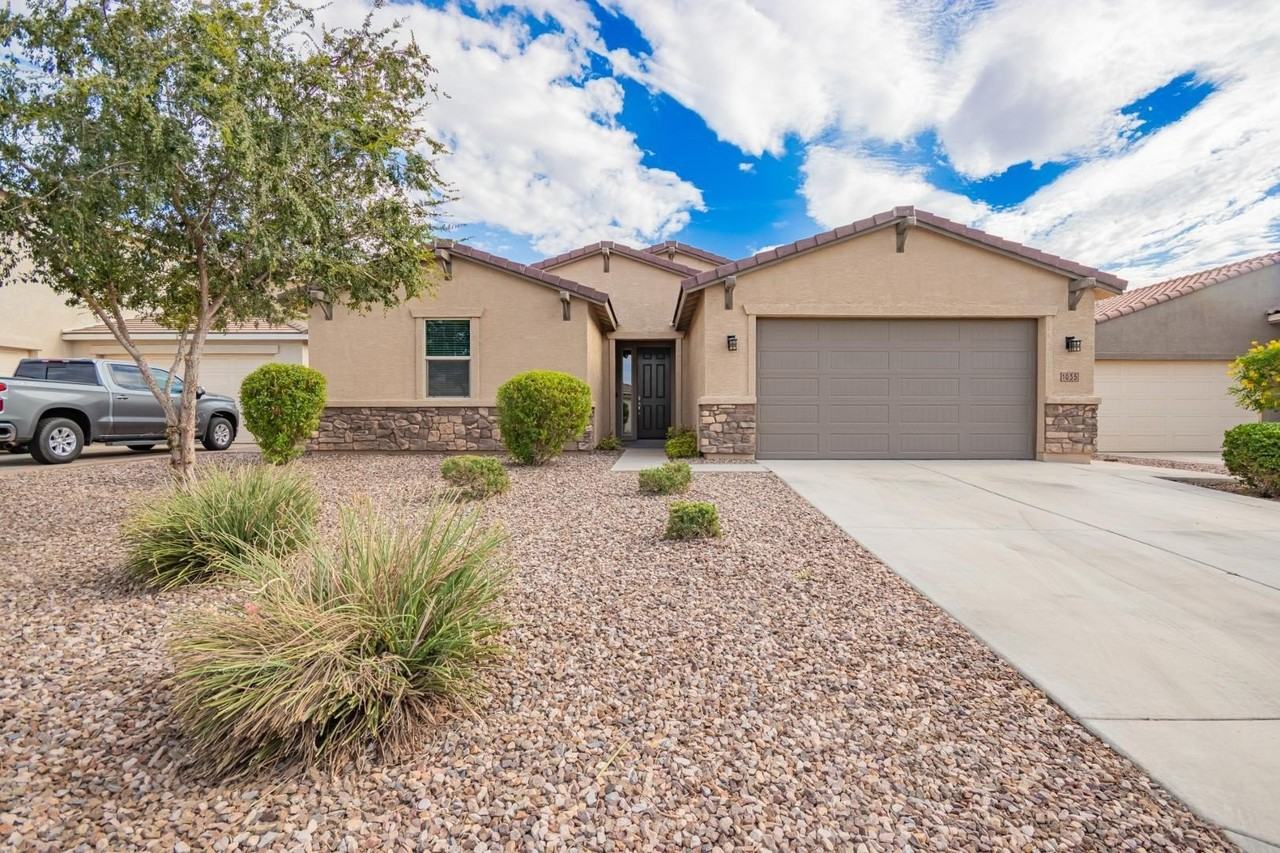 1035 W Carlsbad Dr - Photo 2 of 42