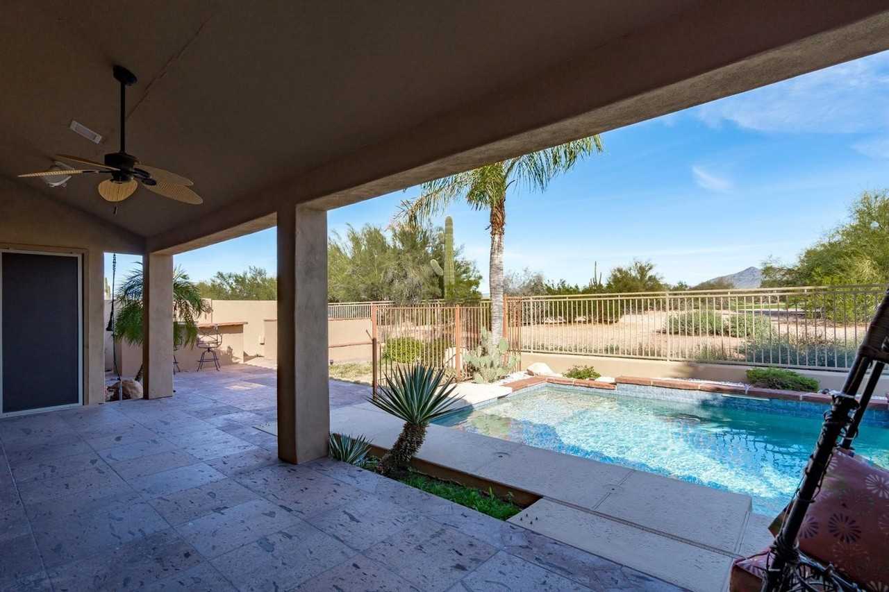 4136 E Pullman Rd - Photo 5 of 50