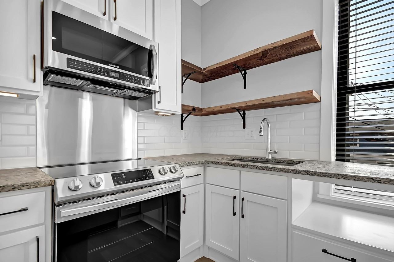 88 W Frankfort St - Photo 6 of 10