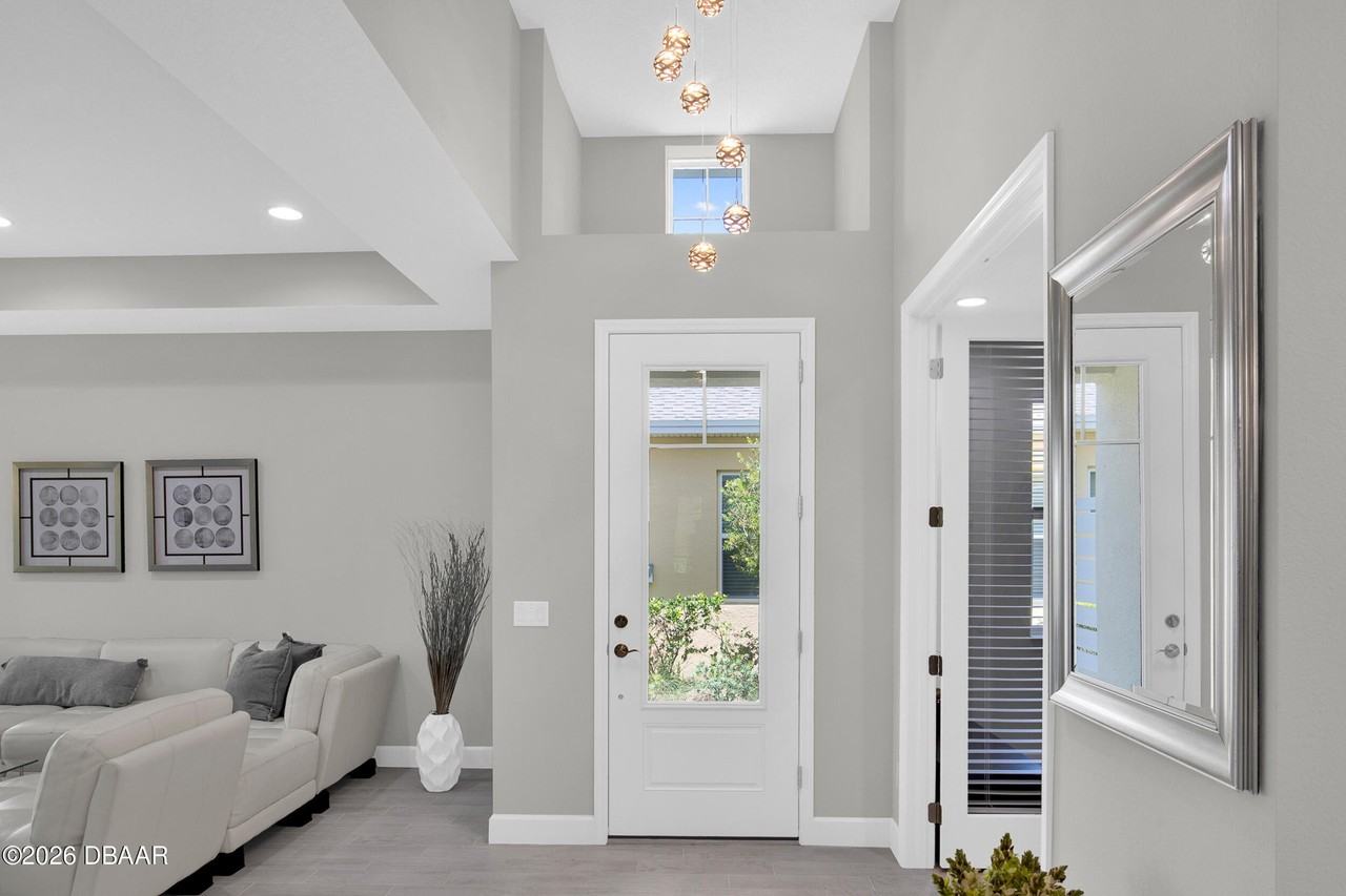 109 Salt Shaker St - Photo 4 of 42