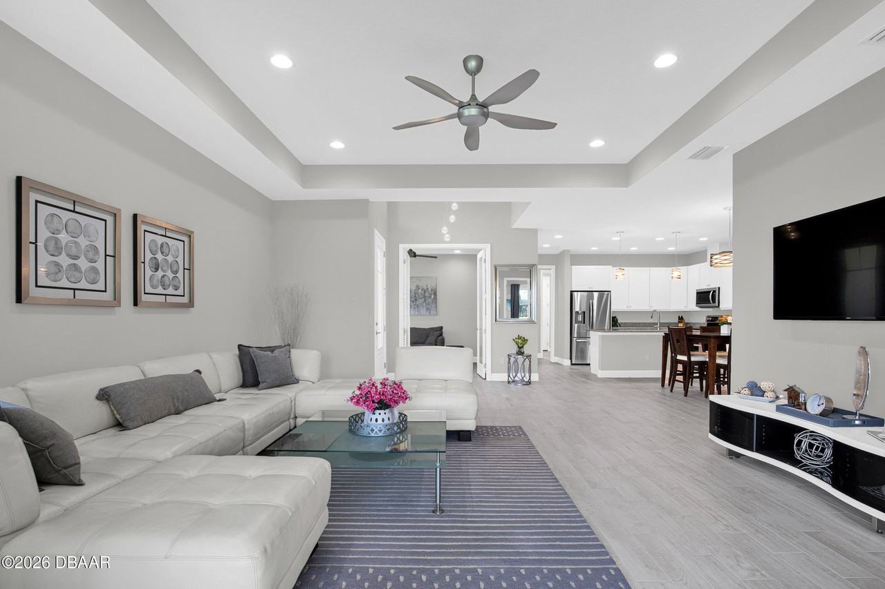 109 Salt Shaker St - Photo 6 of 42